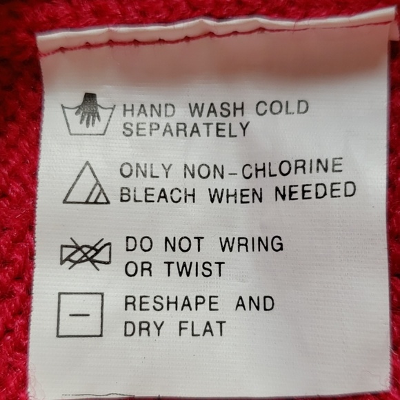 ♥️ Super Cute Victoria Jones Red Sweater - Picture 6 of 7